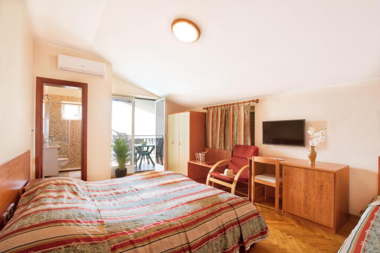 Villa Sveta Eufemija Bed End Breakfast I Rovinj Exterior photo