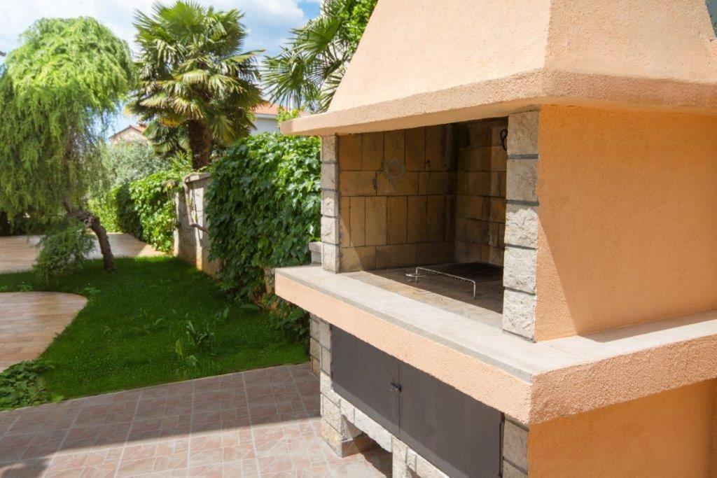 Villa Sveta Eufemija Bed End Breakfast I Rovinj Exterior photo
