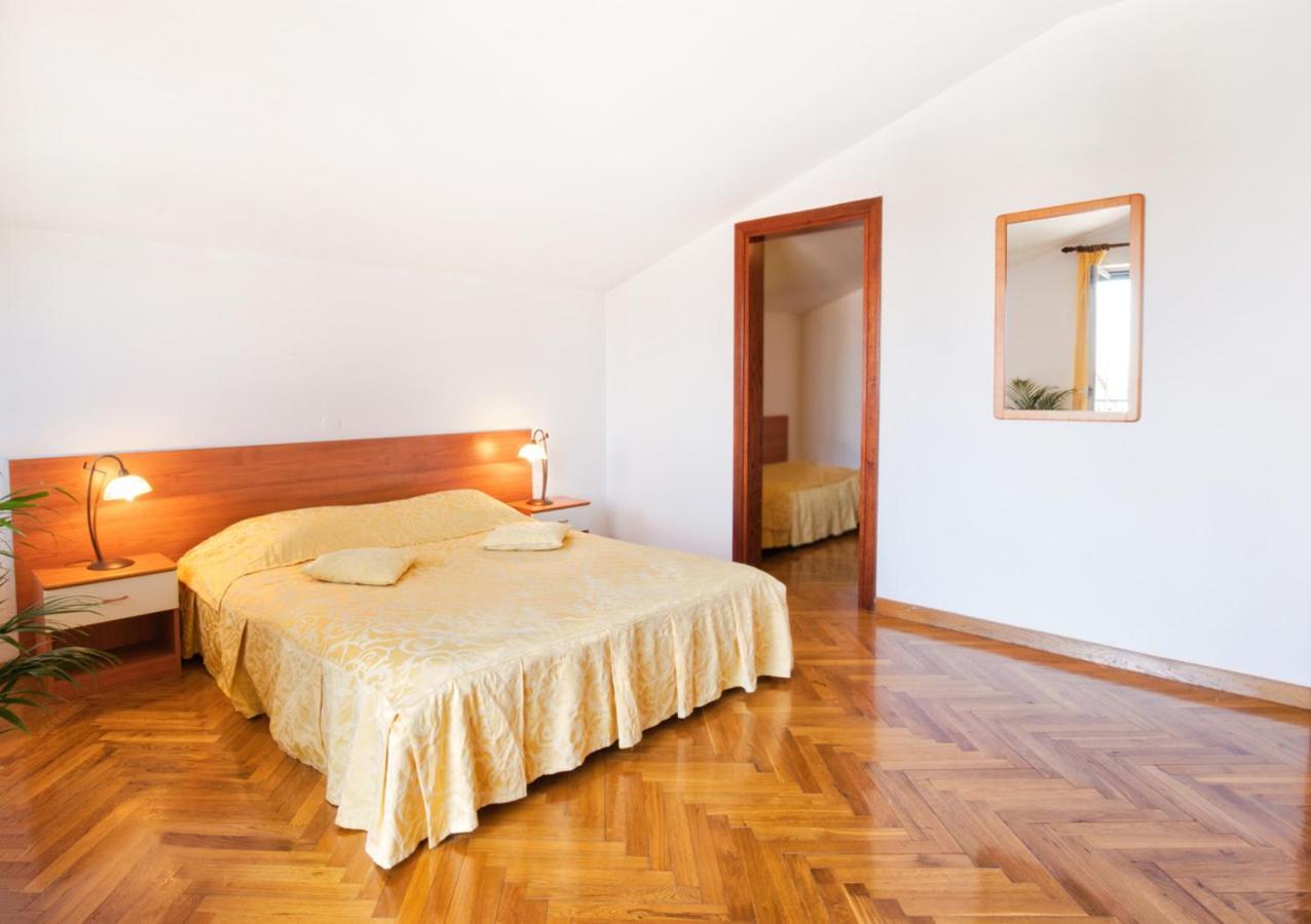 Villa Sveta Eufemija Bed End Breakfast I Rovinj Exterior photo